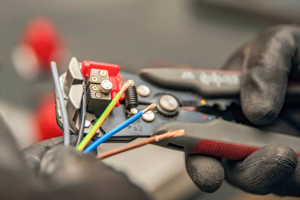 Best Electrical Outlet Repair  in Berne, IN